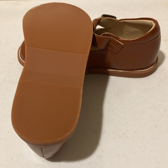 NWOT Girls 13 Ginfive Brown T strap Shoes Rubber Non Marking Soles Back 2 School - Picture 5 of 6
